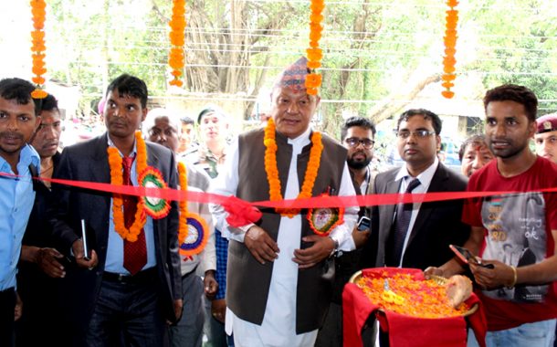 निर्वाचन आचारसंहिता उल्लंघन गर्दै निजी हस्पीटलको उद्घाटन