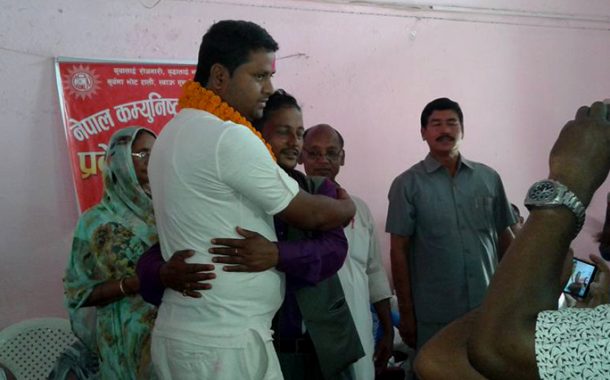 एमालेको मधेस रणनीतिः जित्ने व्यक्तिलाई पार्टीमा भित्र्याउँदै टिकट दिँदै