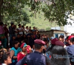 प्रहरीले पक्रन खोज्दा एक युवक कालीगण्डकीमा हाम फाले, विरोधमा बागलुङ बन्द