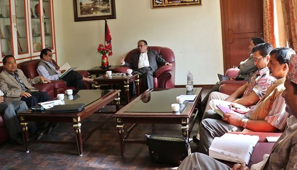 माओवादीमा तीन उपप्रधानमन्त्री, बैठकमै चर्काचर्की !